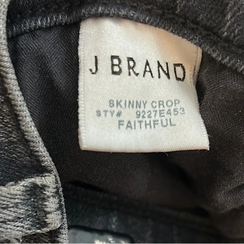 JBRAND SKINNY CROP JEANS | SIZE 28